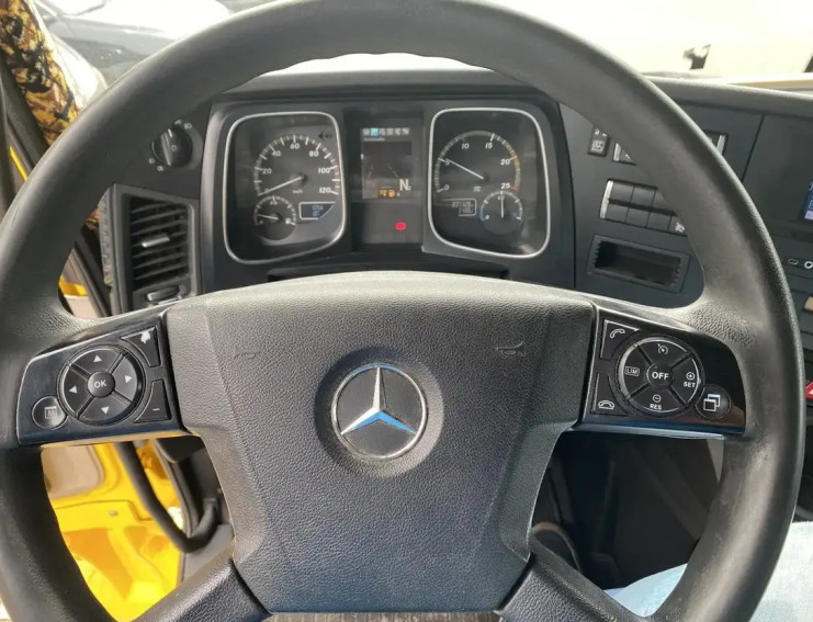 Mercedes-Benz LS 2548 6x2, Wheelbase 520 cm Stand Airco/Klima